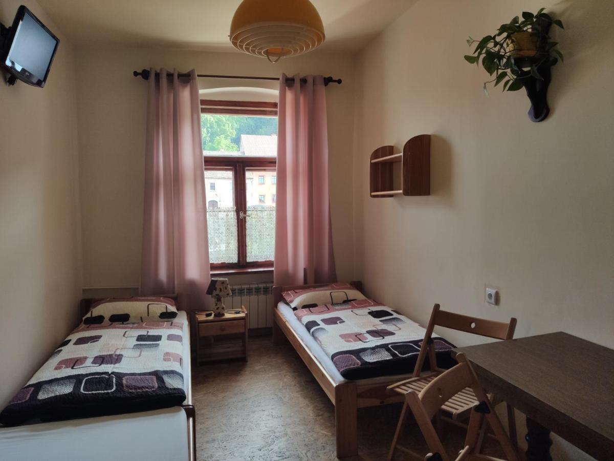 Apartamenty I Pokoje Goscinne "Wacus" Srebrna Góra Eksteriør bilde
