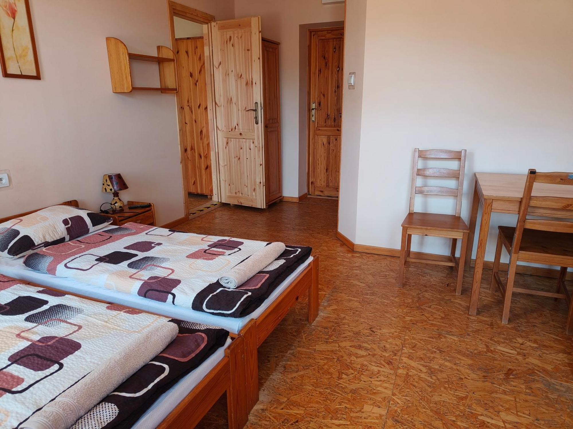 Apartamenty I Pokoje Goscinne "Wacus" Srebrna Góra Eksteriør bilde
