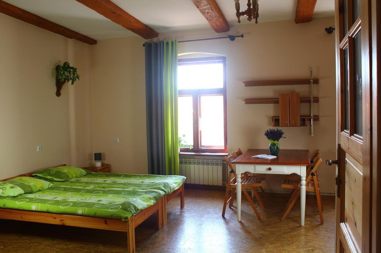 Apartamenty I Pokoje Goscinne "Wacus" Srebrna Góra Eksteriør bilde